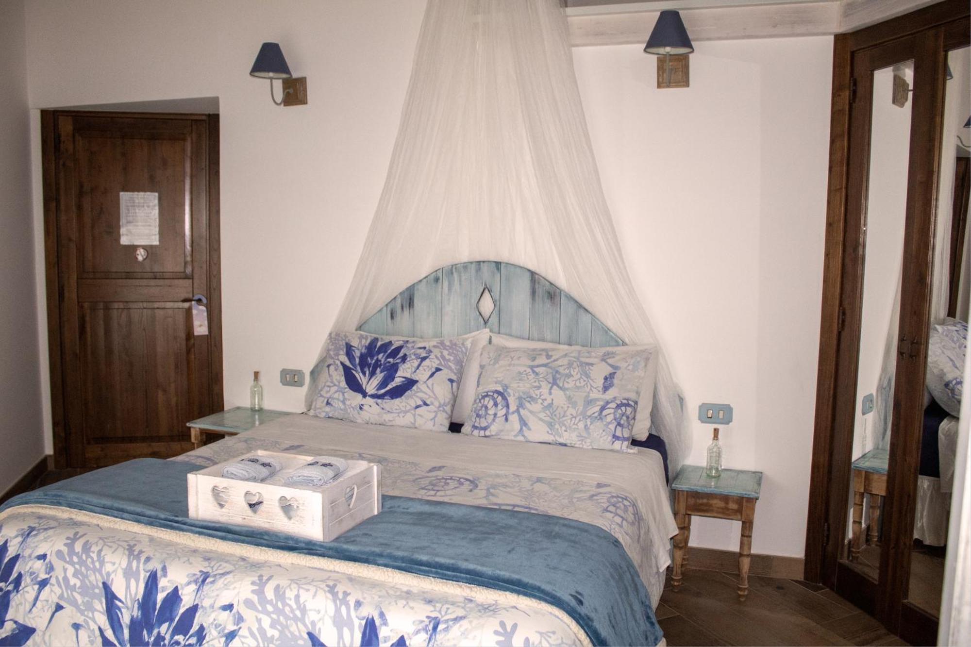 מרקטו סן סברינו Caledonia B&B מראה חיצוני תמונה